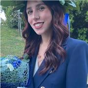 Laureata magistrale in biologia con 110L, con esperienza nel settore. Disponibile per lezioni a Napoli (e provincia) o da remoto.